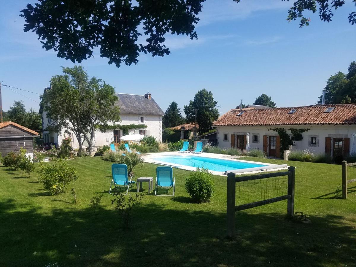 La Vieille Gorce - Chambres D'Hotes In The Vienne Asnois  エクステリア 写真